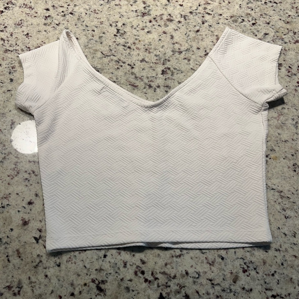 Arden B Women’s White Crop Top M